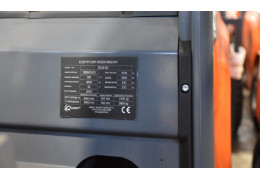 Jak interpretovat označení modelů a sériových čísel vysokozdvižných vozíků různých značek?